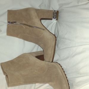 Karl lagerfeld boots